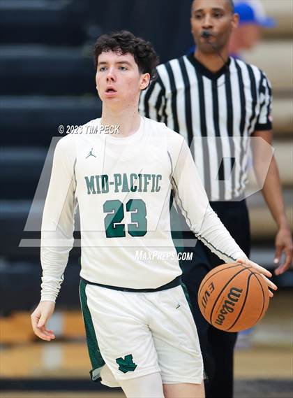 Thumbnail 1 in Mid-Pacific Institute vs. Los Alamitos photogallery.