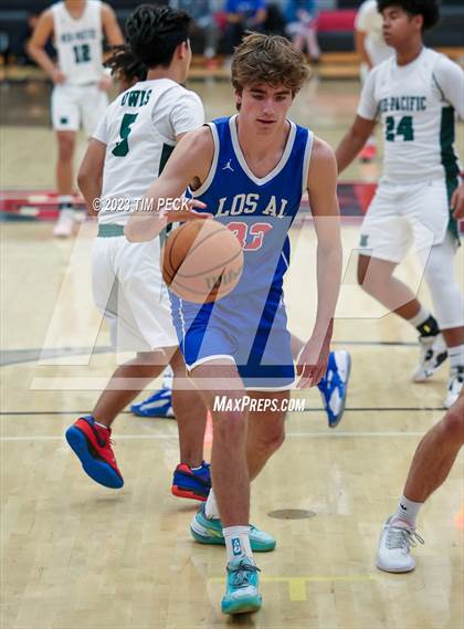 Thumbnail 2 in Mid-Pacific Institute vs. Los Alamitos photogallery.