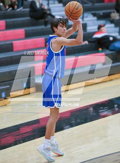 Thumbnail 1 in Mid-Pacific Institute vs. Los Alamitos photogallery.
