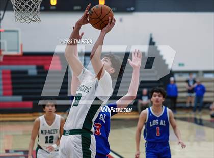 Thumbnail 2 in Mid-Pacific Institute vs. Los Alamitos photogallery.