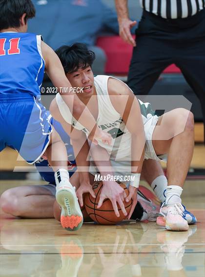 Thumbnail 2 in Mid-Pacific Institute vs. Los Alamitos photogallery.