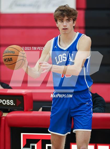 Thumbnail 2 in Mid-Pacific Institute vs. Los Alamitos photogallery.