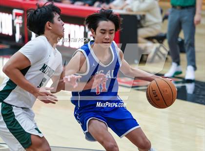 Thumbnail 2 in Mid-Pacific Institute vs. Los Alamitos photogallery.