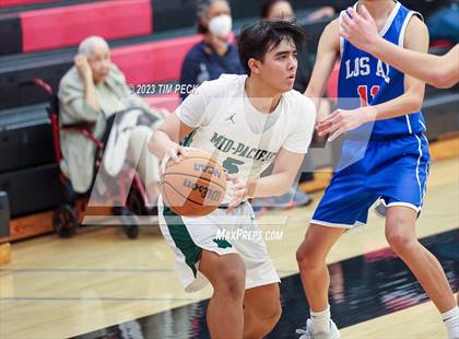 Thumbnail 2 in Mid-Pacific Institute vs. Los Alamitos photogallery.