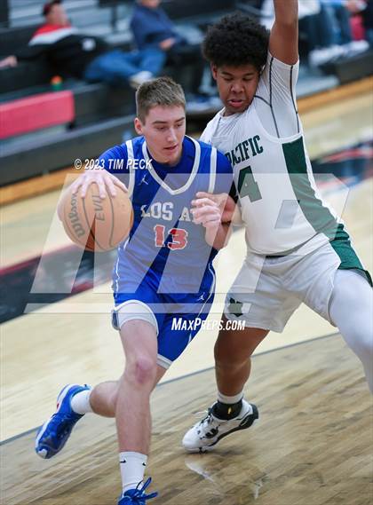 Thumbnail 3 in Mid-Pacific Institute vs. Los Alamitos photogallery.