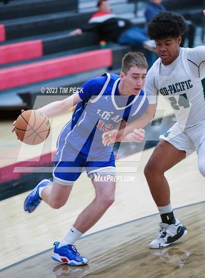 Thumbnail 2 in Mid-Pacific Institute vs. Los Alamitos photogallery.