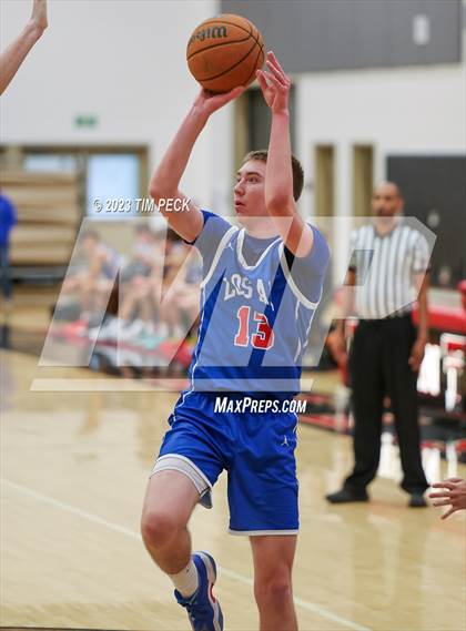 Thumbnail 2 in Mid-Pacific Institute vs. Los Alamitos photogallery.