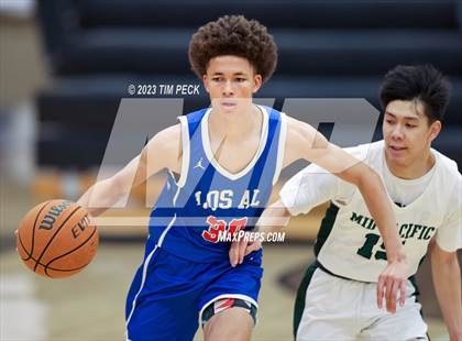 Thumbnail 3 in Mid-Pacific Institute vs. Los Alamitos photogallery.
