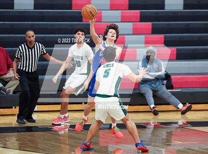 Thumbnail 3 in Mid-Pacific Institute vs. Los Alamitos photogallery.