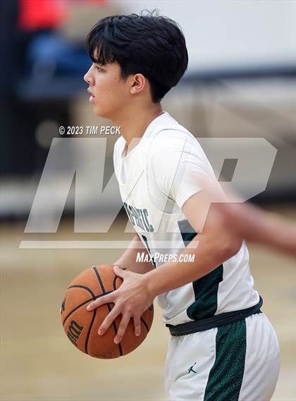 Thumbnail 1 in Mid-Pacific Institute vs. Los Alamitos photogallery.