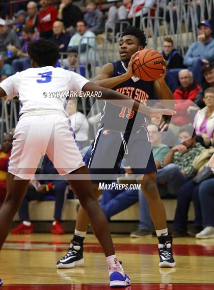 Thumbnail 3 in Hamilton Southeastern vs. Gary West Side photogallery.