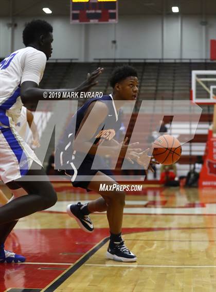 Thumbnail 2 in Hamilton Southeastern vs. Gary West Side photogallery.
