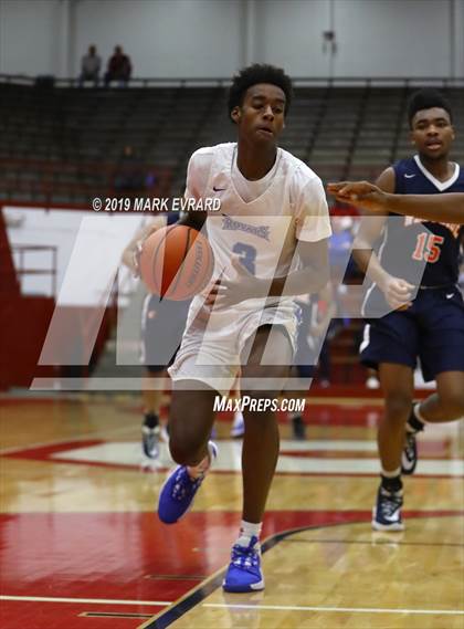 Thumbnail 2 in Hamilton Southeastern vs. Gary West Side photogallery.