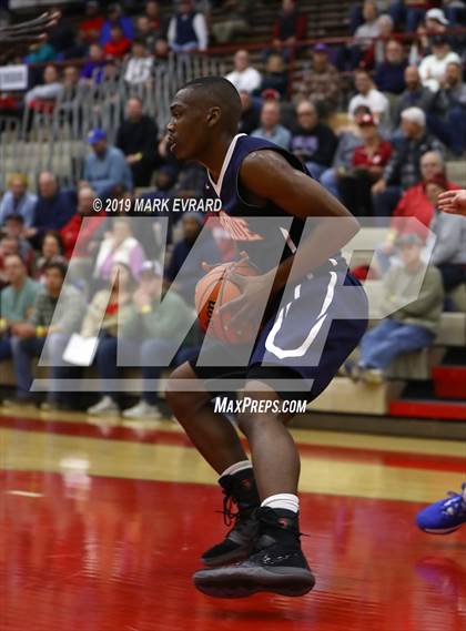 Thumbnail 1 in Hamilton Southeastern vs. Gary West Side photogallery.