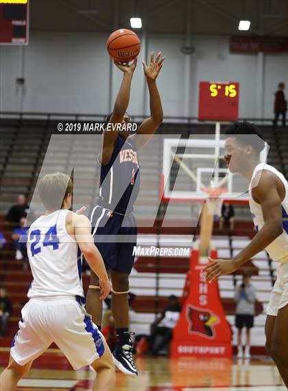 Thumbnail 3 in Hamilton Southeastern vs. Gary West Side photogallery.