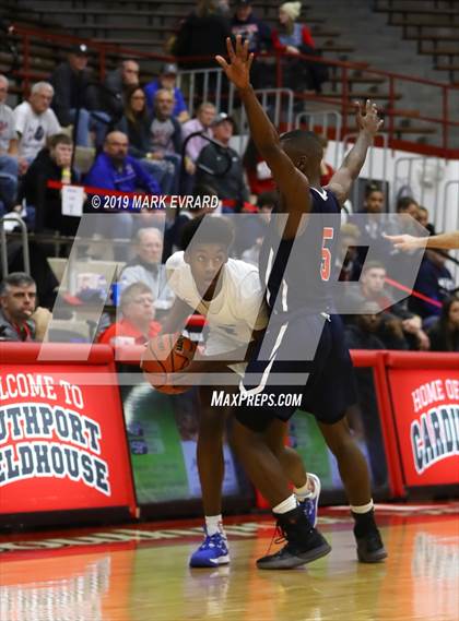 Thumbnail 1 in Hamilton Southeastern vs. Gary West Side photogallery.