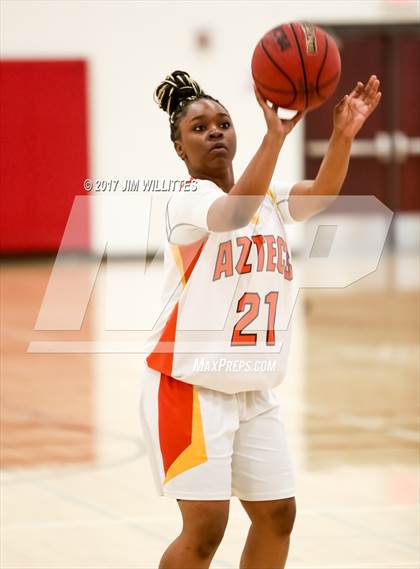 Thumbnail 1 in Corona del Sol vs. Shadow Mountain (Lady Titan Winter Hoops Classic) photogallery.