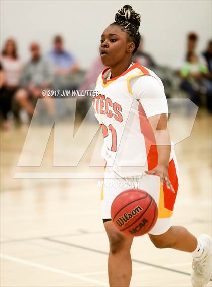 Thumbnail 3 in Corona del Sol vs. Shadow Mountain (Lady Titan Winter Hoops Classic) photogallery.