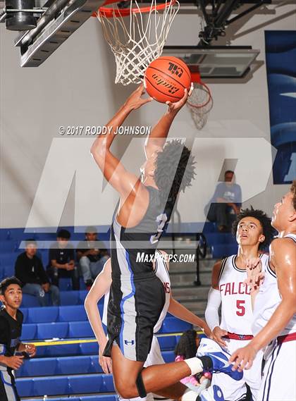 Thumbnail 3 in Tompkins vs Hebron (McDonald's Texas Invitational) photogallery.
