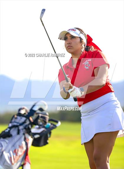 Thumbnail 2 in Mountain View Invitational photogallery.