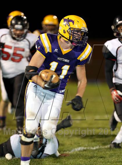 Thumbnail 2 in Salesian @ Middletown (CIF NCS D5 Semifinal) photogallery.