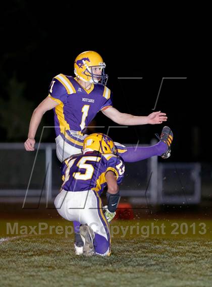Thumbnail 1 in Salesian @ Middletown (CIF NCS D5 Semifinal) photogallery.