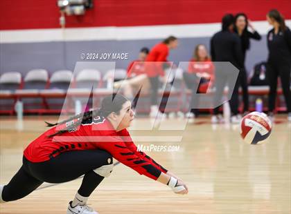 Thumbnail 3 in Trimble vs Alexander photogallery.