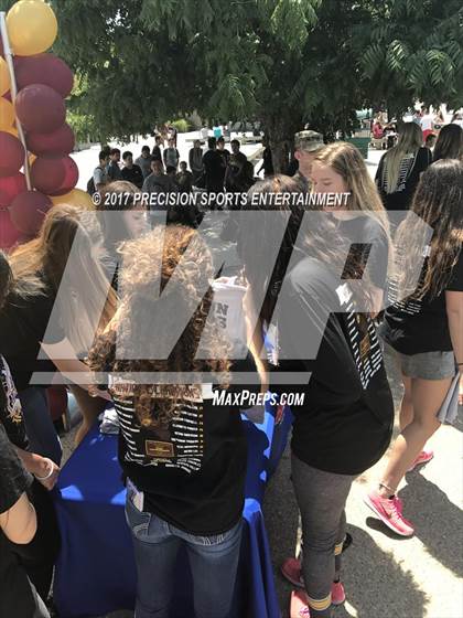 Thumbnail 1 in Clovis West TOC Ceremony photogallery.