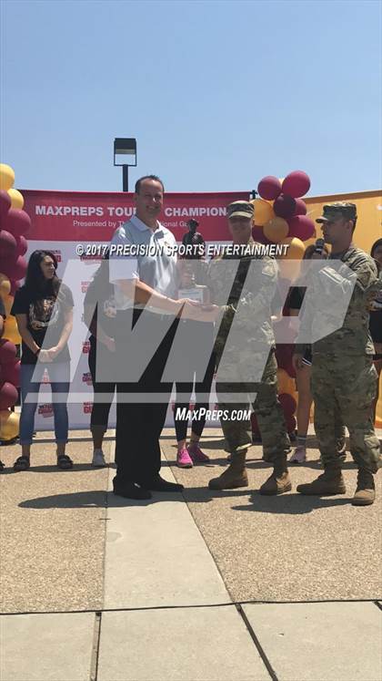 Thumbnail 1 in Clovis West TOC Ceremony photogallery.