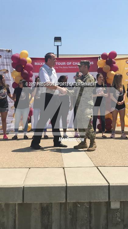 Thumbnail 1 in Clovis West TOC Ceremony photogallery.