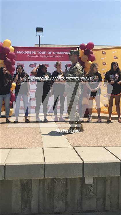Thumbnail 3 in Clovis West TOC Ceremony photogallery.