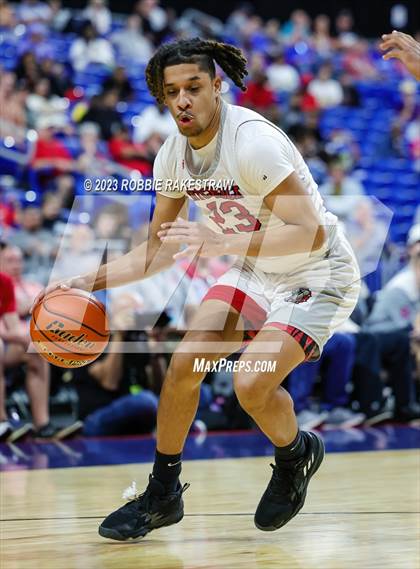Thumbnail 3 in Hitchcock vs. Childress (UIL 3A Basketball State Final) photogallery.