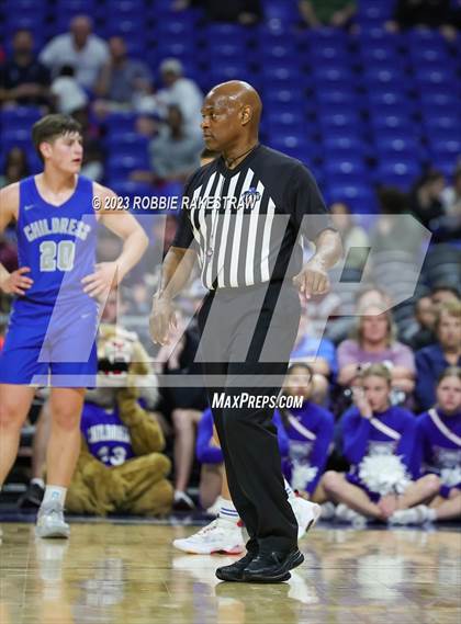 Thumbnail 3 in Hitchcock vs. Childress (UIL 3A Basketball State Final) photogallery.