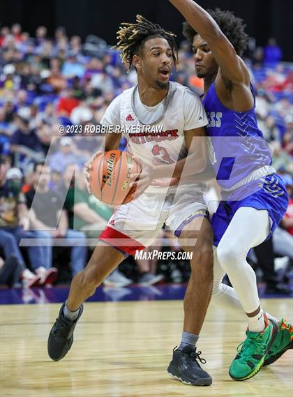 Thumbnail 3 in Hitchcock vs. Childress (UIL 3A Basketball State Final) photogallery.