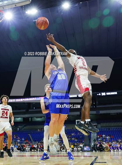 Thumbnail 2 in Hitchcock vs. Childress (UIL 3A Basketball State Final) photogallery.