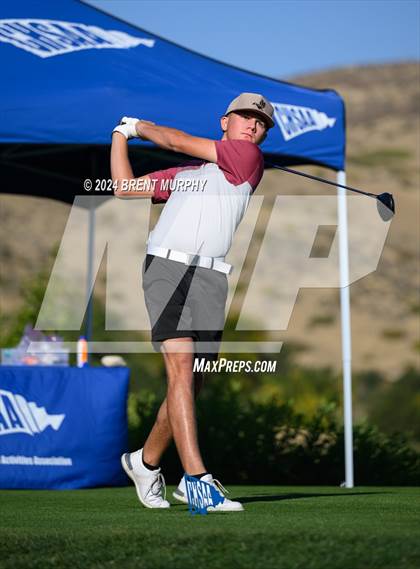 Thumbnail 1 in CHSAA 2A Finals - Day 1 photogallery.