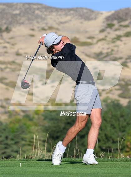 Thumbnail 2 in CHSAA 2A Finals - Day 1 photogallery.