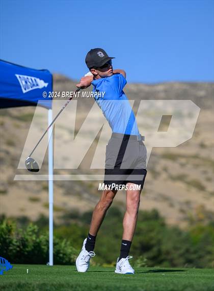Thumbnail 2 in CHSAA 2A Finals - Day 1 photogallery.