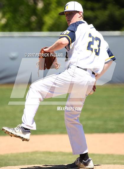 Thumbnail 3 in Casa Grande @ Oak Ridge photogallery.