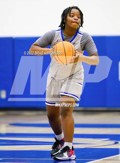 Thumbnail 1 in Garinger @ Mooresville photogallery.