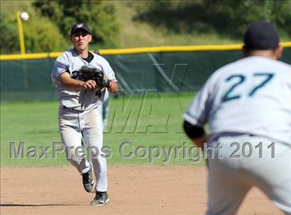 Thumbnail 3 in Pioneer Valley vs El Rancho photogallery.