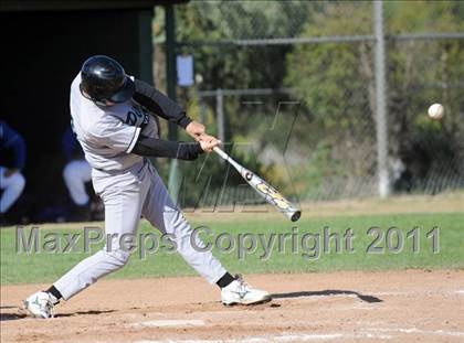 Thumbnail 2 in Pioneer Valley vs El Rancho photogallery.