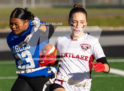 Thumbnail 3 in Kentlake @ Federal Way photogallery.