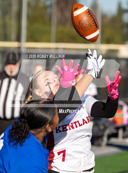 Thumbnail 3 in Kentlake @ Federal Way photogallery.