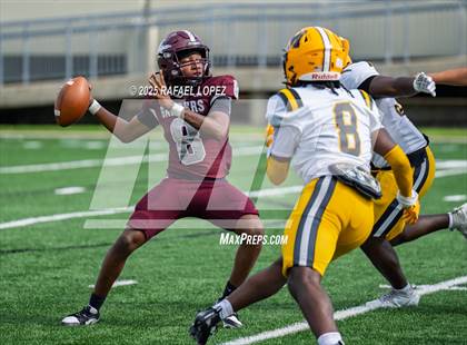 Thumbnail 3 in Fort Bend Marshall @ Lee photogallery.