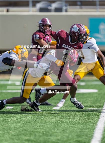 Thumbnail 3 in Fort Bend Marshall @ Lee photogallery.