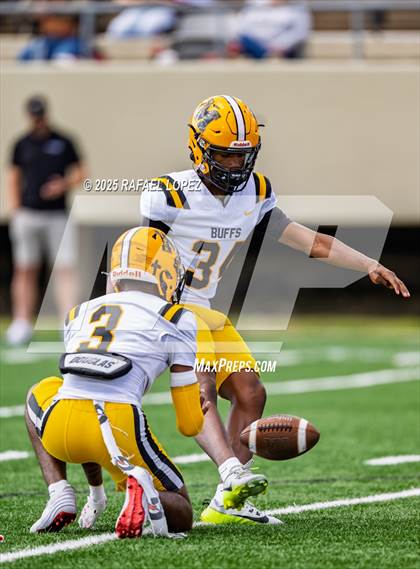 Thumbnail 2 in Fort Bend Marshall @ Lee photogallery.