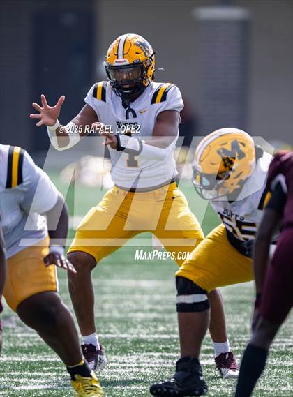 Thumbnail 3 in Fort Bend Marshall @ Lee photogallery.