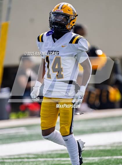 Thumbnail 1 in Fort Bend Marshall @ Lee photogallery.