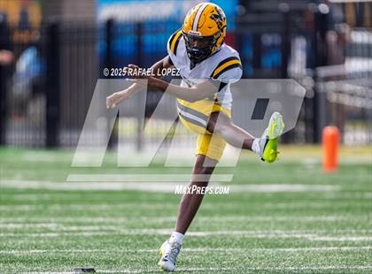 Thumbnail 1 in Fort Bend Marshall @ Lee photogallery.